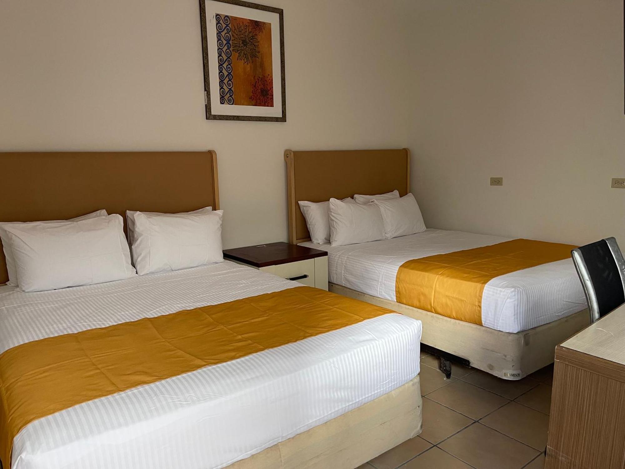 Hotel Las Palmas ลาปาซ ภายนอก รูปภาพ