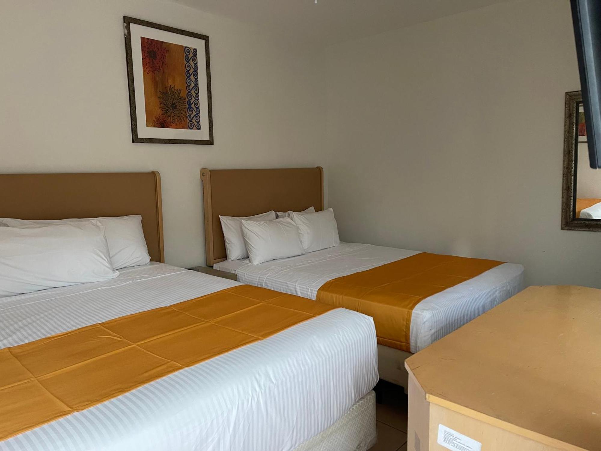 Hotel Las Palmas ลาปาซ ภายนอก รูปภาพ