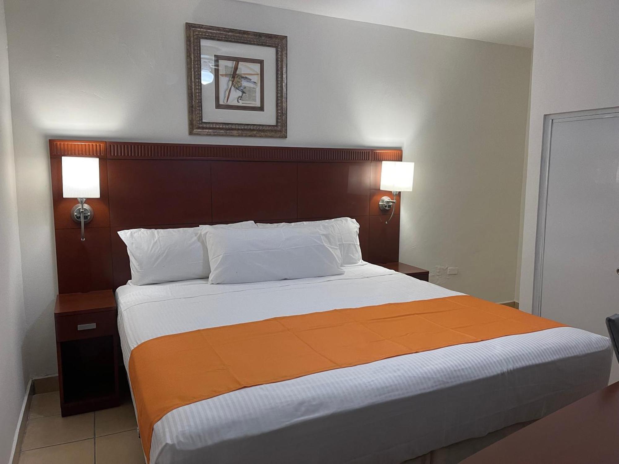 Hotel Las Palmas ลาปาซ ภายนอก รูปภาพ