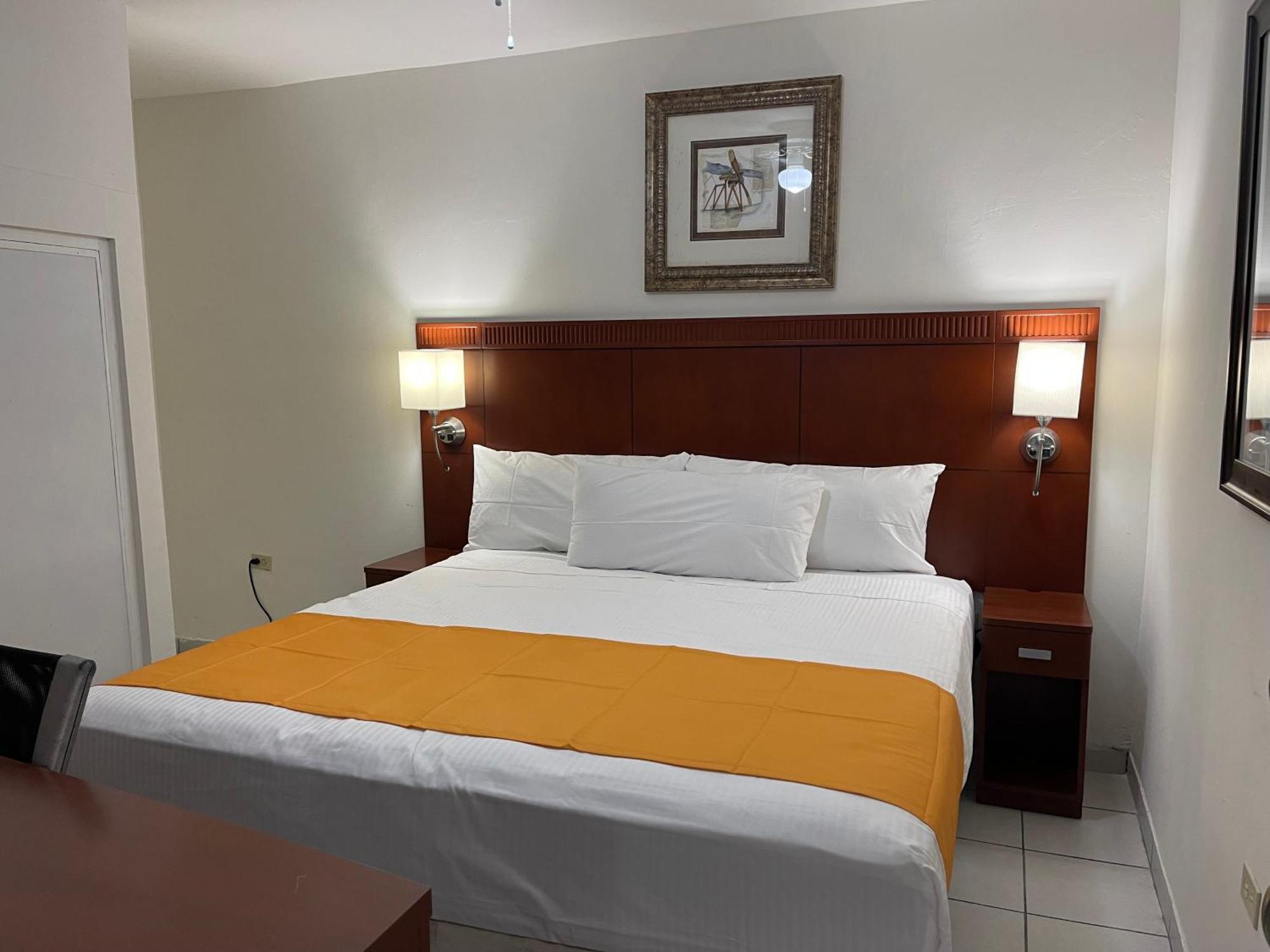 Hotel Las Palmas ลาปาซ ภายนอก รูปภาพ